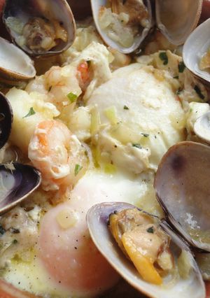 Una foto de Huevos a la marinera