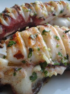 Una foto de Calamares con aliño mediterráneo