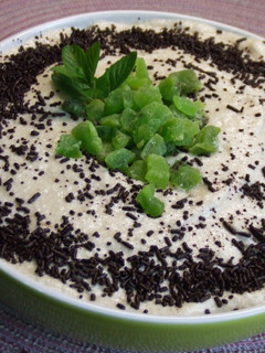 Una foto de Espuma light de melocotón y albaricoque con chocolate