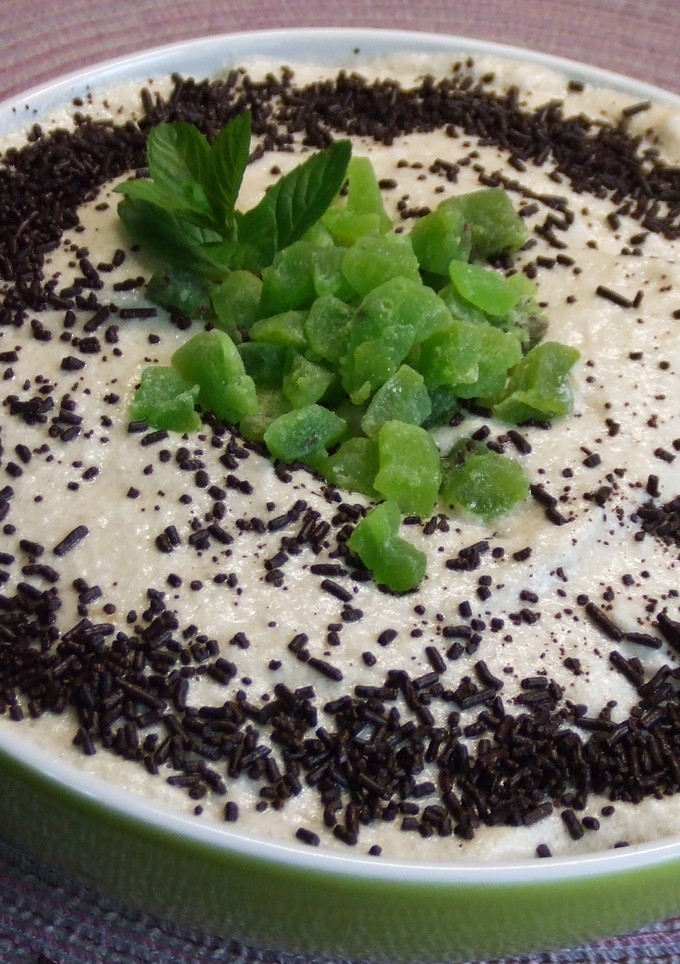 Una foto de Espuma light de melocotón y albaricoque con chocolate