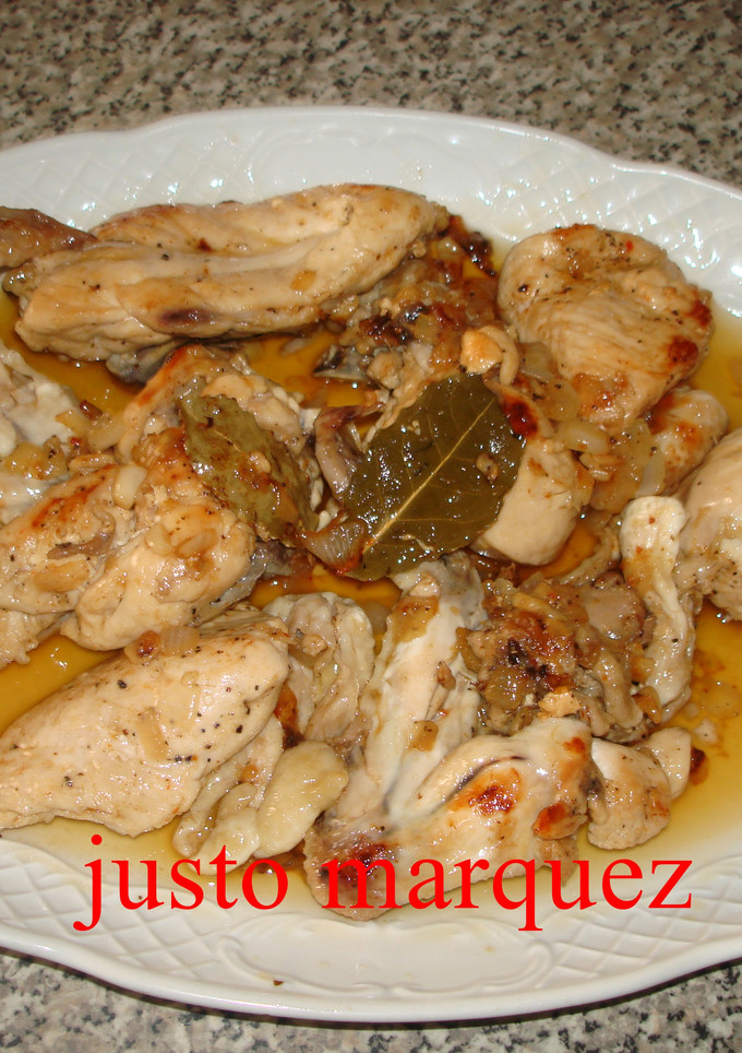 Una foto de Pollo al Jerez