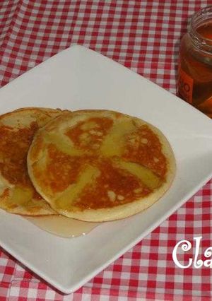 Una foto de Pancakes de manzana y canela