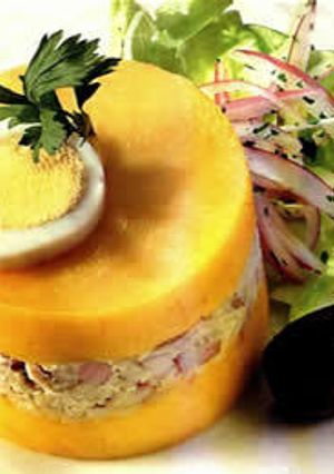Una foto de Causa Rellena de Atún (Perú)
