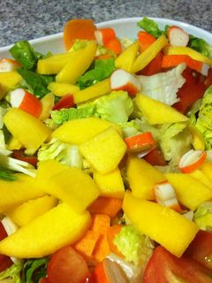 Una foto de Ensalada rápida con melocotón