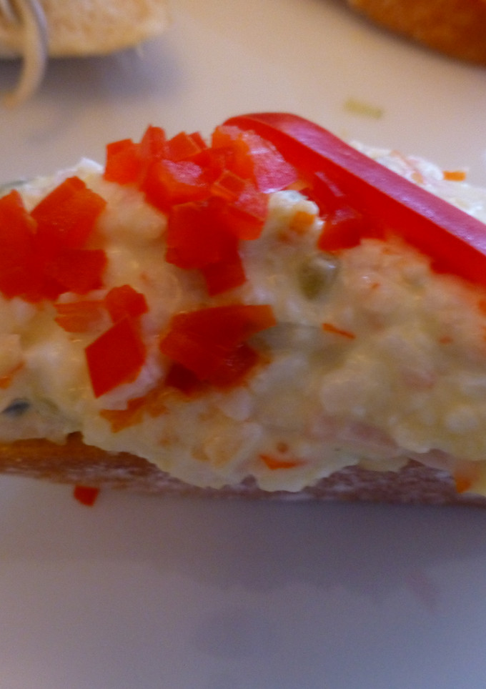 Una foto de Pinchito de ensaladilla