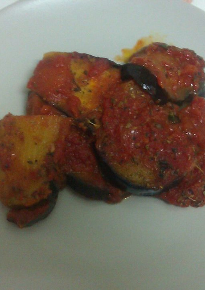 Una foto de Berenjenas al horno con orégano