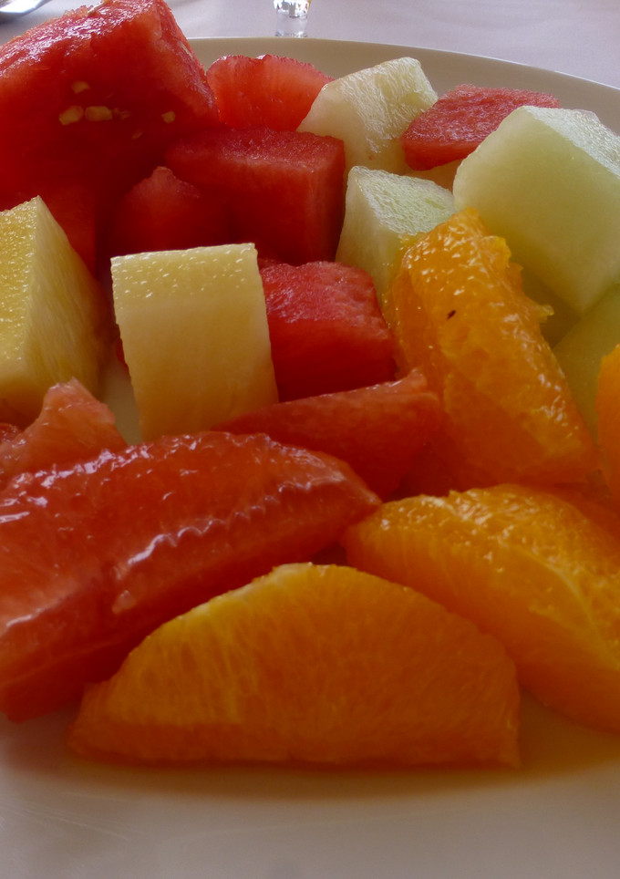 Una foto de Desayuno fruta variada
