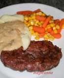 Salisbury steak con salsa de setas