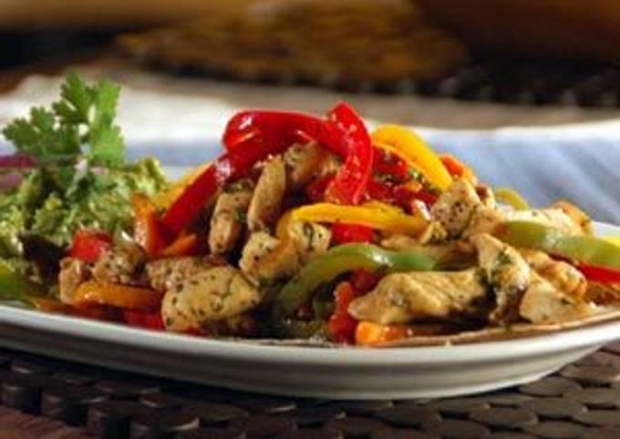 Fajitas de pollo con salsa teriyaki Receta de Winnyver- Cookpad