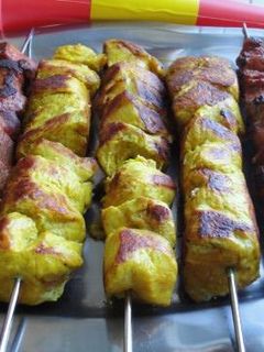 Una foto de Hasta la bandera!! (brochetas)