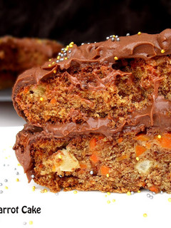 Una foto de Chocolate Carrot Cake