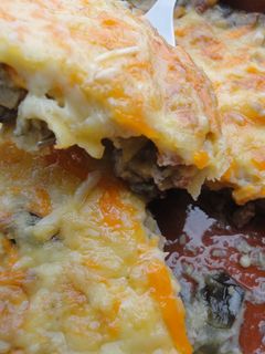 Una foto de Pastel mallorquín de berenjenas con carne picada