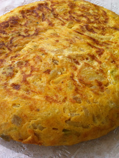 Una foto de Tortilla con huevos de corral