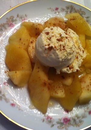 Una foto de Manzana en microondas