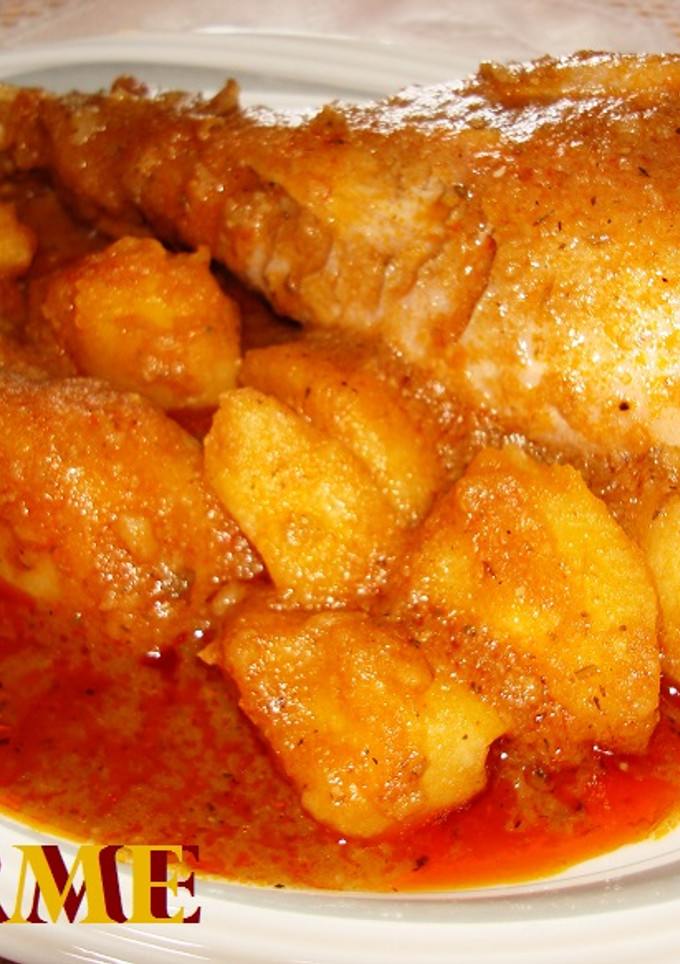 Una foto de Pierna de pavo con patatas guisadas al vino tinto