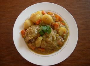 Una foto de Pollo al Curry al Estilo Japones