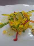 Ensalada de Pollo con Arroz Estilo Thai