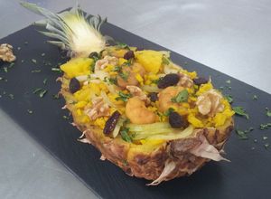 Foto principal de Barquita con Arroz Frito con Piña