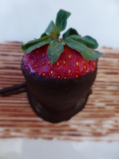 Una foto de Fresas cubiertas de chocolate con sabor a menta