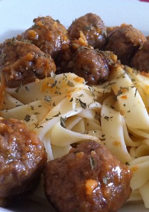 Una foto de Espagueti con albóndigas ultrarrápidos
