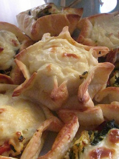 Una foto de Pastelitos o canastitas con espinacas