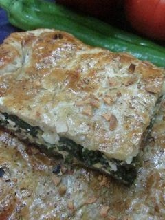 Una foto de Tarta de hojaldre de acelga y pollo con sabor extra