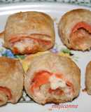 Rollitos de hojaldre y salmón