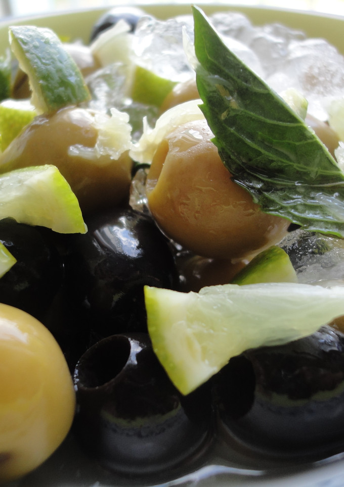 Una foto de Aceitunas en mojito