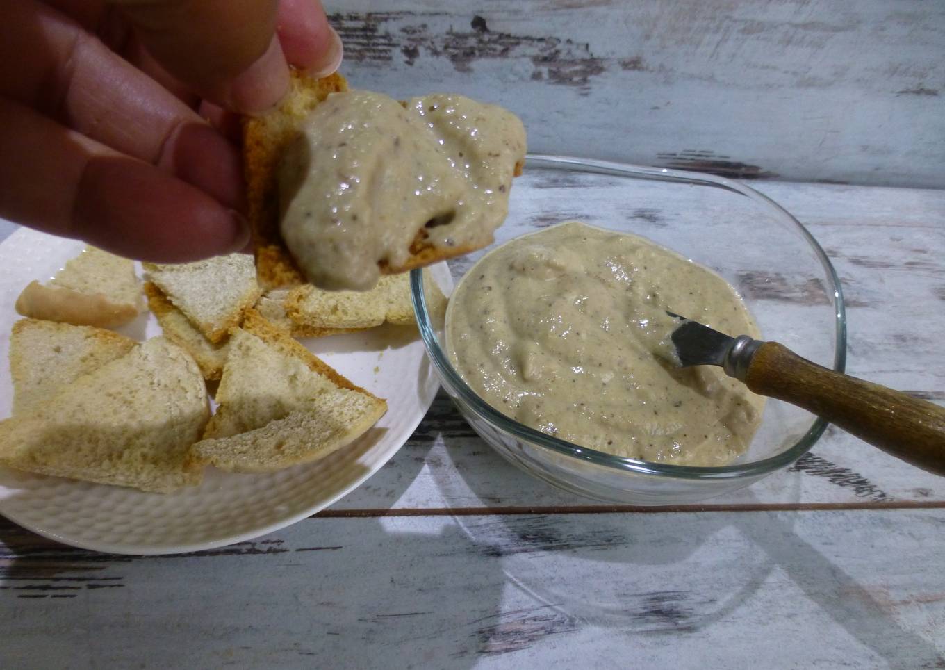 Dip de berenjena con queso cremoso a las finas hierbas<br />