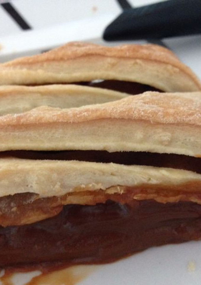 Una foto de Hojaldre relleno de dulce de leche