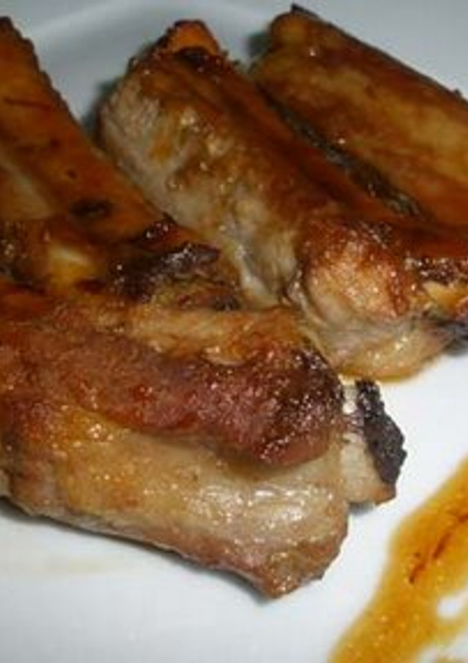 Una foto de Costillas de cerdo pintadas con miel