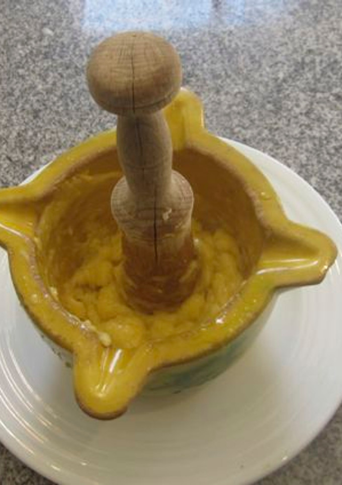 Una foto de Cómo hacer salsa all i oli