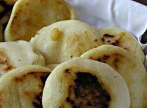 Una foto de Arepas de Queso de Bogotá (Colombia)