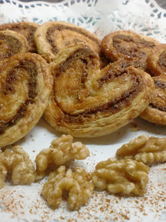 Una foto de Palmeritas con nueces y canela