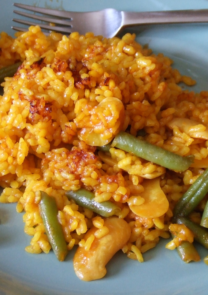 Una foto de Paella de pollo Fernando
