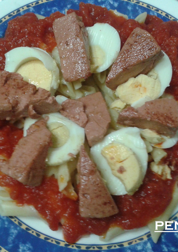 Una foto de Macarrones con foie de pato a la plancha