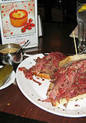 Una foto de Sandwich Pastrami 