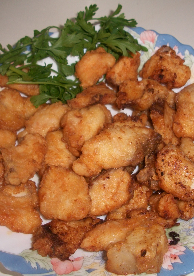 Una foto de Cazón en adobo y frito
