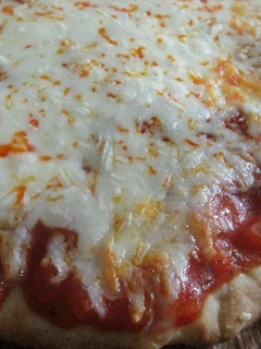 Foto principal de Pizza margarita de masa fina