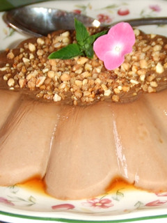 Una foto de Flan de almendras y algarroba