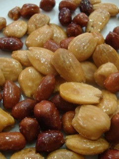 Una foto de Almendras fritas saladas