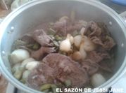 Una foto de cebollas de cambray
