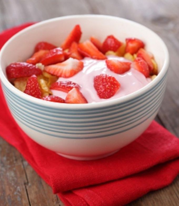 Una foto de Yogurt casero de fresa