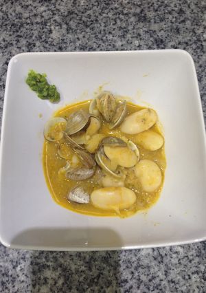 Una foto de Alubias con Chirlas