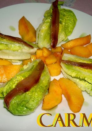 Una foto de Ensalada de cogollos agridulce