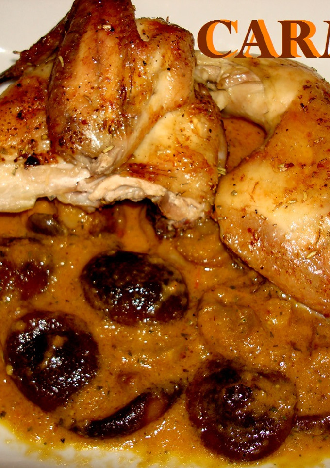 Una foto de Picantón asado con setas en salsa
