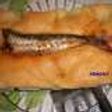 Torta de pan con sardinas de bota