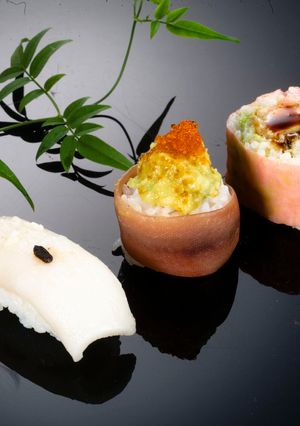 Una foto de SUSHI (Cocina Japonesa) Historia, Cómo se come, etc