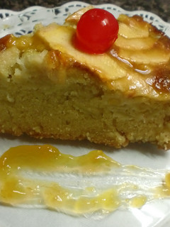 Una foto de Pastel de manzana con mermelada albaricoque