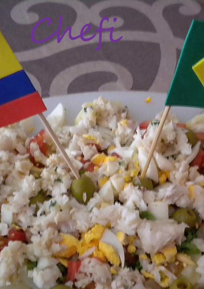 Una foto de Ensalada ligera de merluza